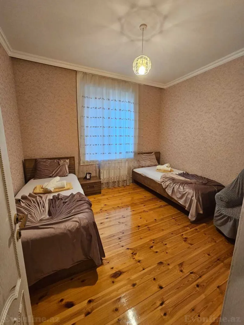 Kirayə verilir 4 otaqlı Həyət evi 130 m² Qəbələ - şəkil 9