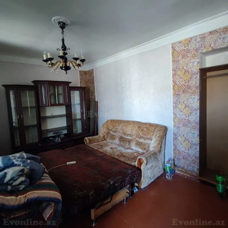 3 otaqlı Həyət evi 65 m² İnşaatçılar m. Satılır