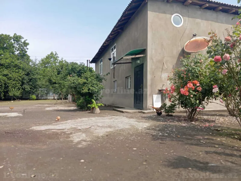 Satılır 4 otaqlı Həyət evi 200 m² Oğuz - şəkil 2
