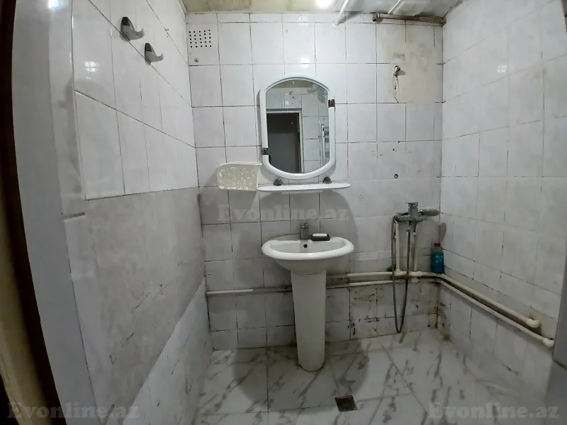 Kirayə verilir 3 otaqlı Mənzil Köhnə tikili 70 m² Elmlər Akademiyası m. - şəkil 7