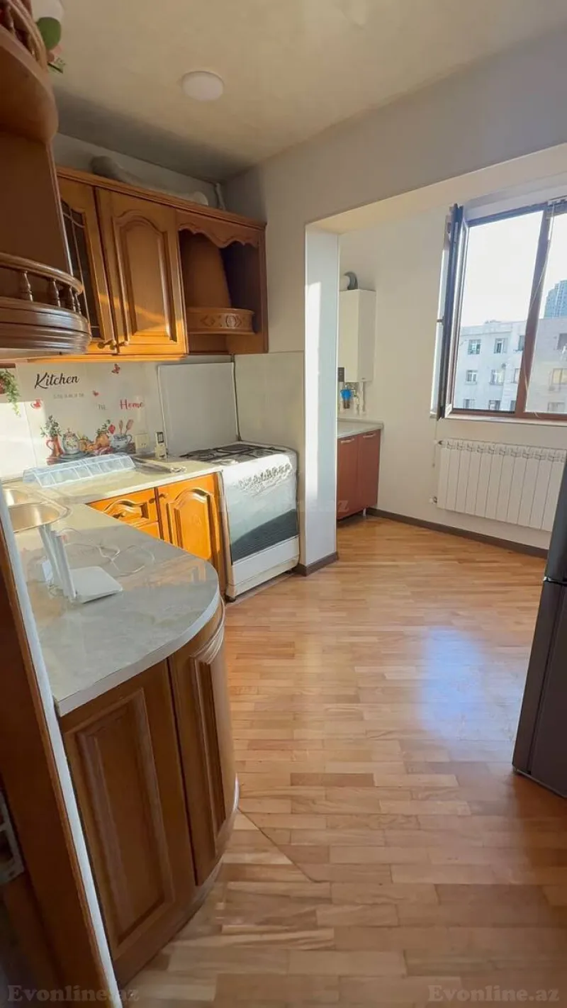 Satılır 2 otaqlı Mənzil Köhnə tikili 70 m² Nizami m. - şəkil 5