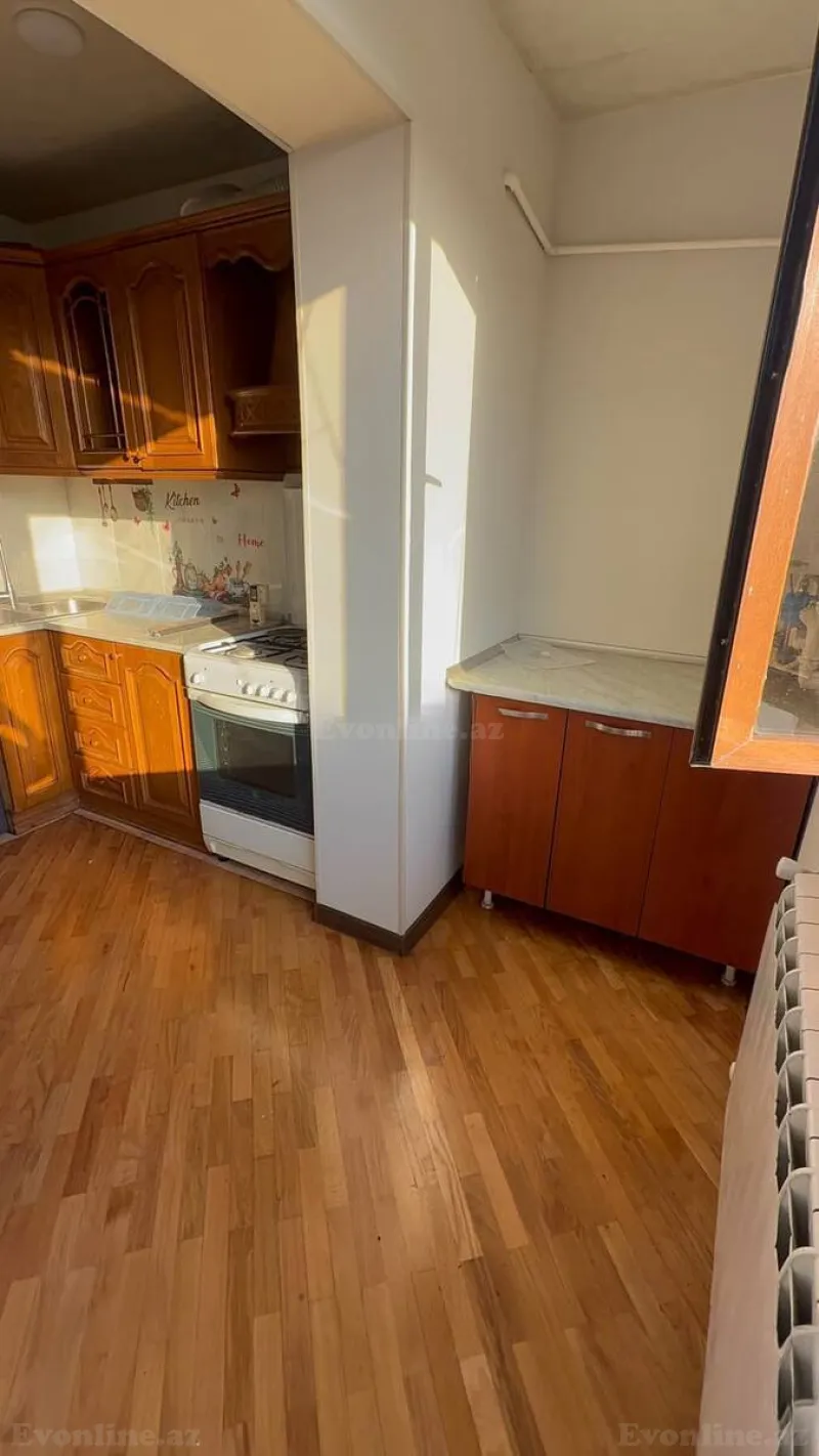 Satılır 2 otaqlı Mənzil Köhnə tikili 70 m² Nizami m. - şəkil 7