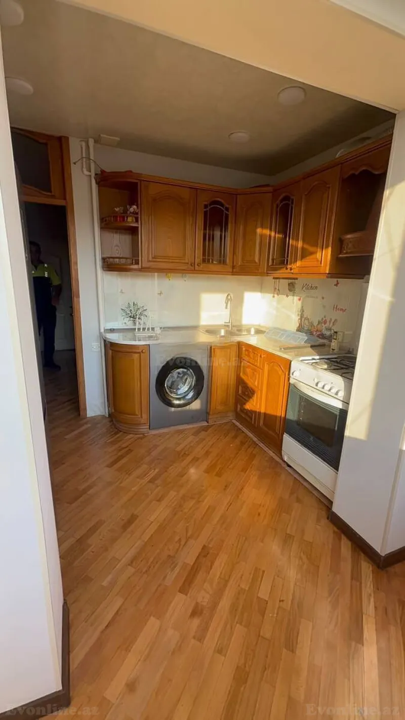 Satılır 2 otaqlı Mənzil Köhnə tikili 70 m² Nizami m. - şəkil 8