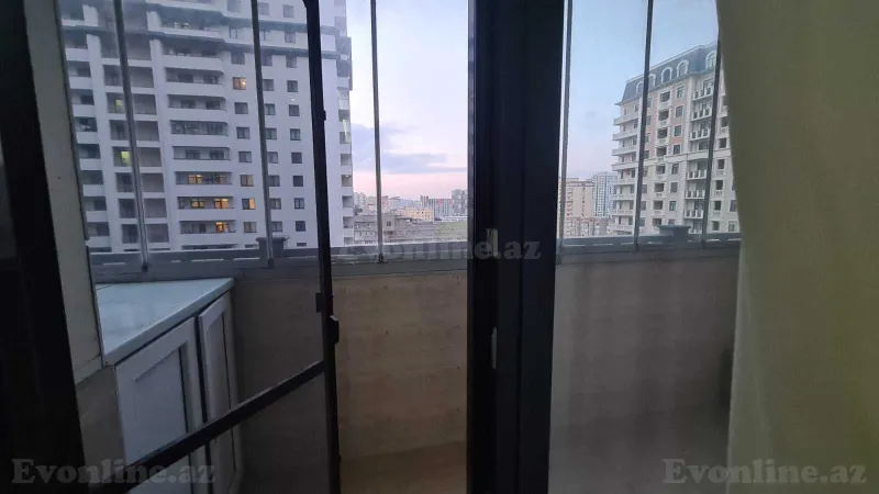 Satılır 3 otaqlı Mənzil Yeni tikili 135 m² İnşaatçılar m. - şəkil 15