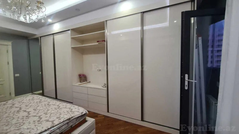 Satılır 3 otaqlı Mənzil Yeni tikili 135 m² İnşaatçılar m. - şəkil 16