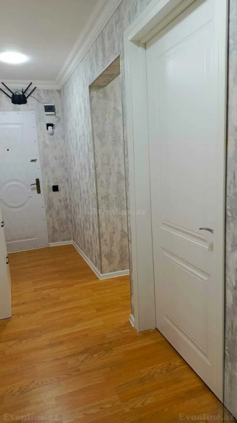 Satılır 2 otaqlı Mənzil Köhnə tikili 46 m² Neftçilər m. - şəkil 4