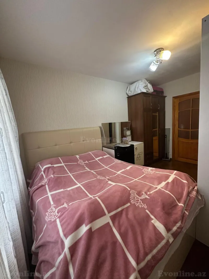 Satılır 2 otaqlı Mənzil Köhnə tikili 55 m² Neftçilər m. - şəkil 5