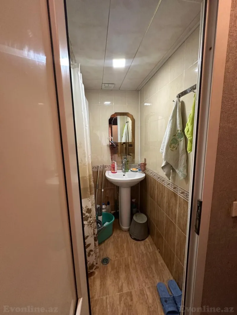 Satılır 2 otaqlı Mənzil Köhnə tikili 55 m² Neftçilər m. - şəkil 6