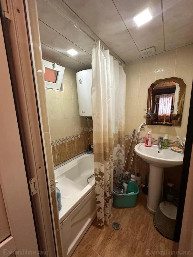 Satılır 2 otaqlı Mənzil Köhnə tikili 55 m² Neftçilər m. - şəkil 8