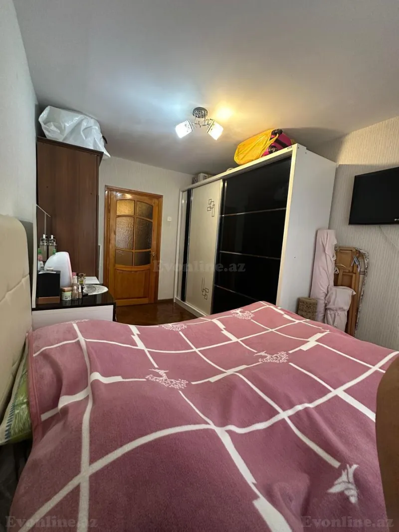 Satılır 2 otaqlı Mənzil Köhnə tikili 55 m² Neftçilər m. - şəkil 14