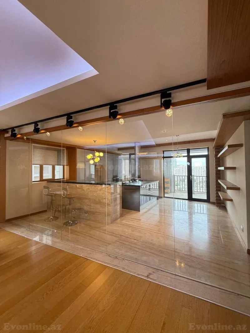 Satılır 4 otaqlı Mənzil Yeni tikili 242 m² İnşaatçılar m. - şəkil 4