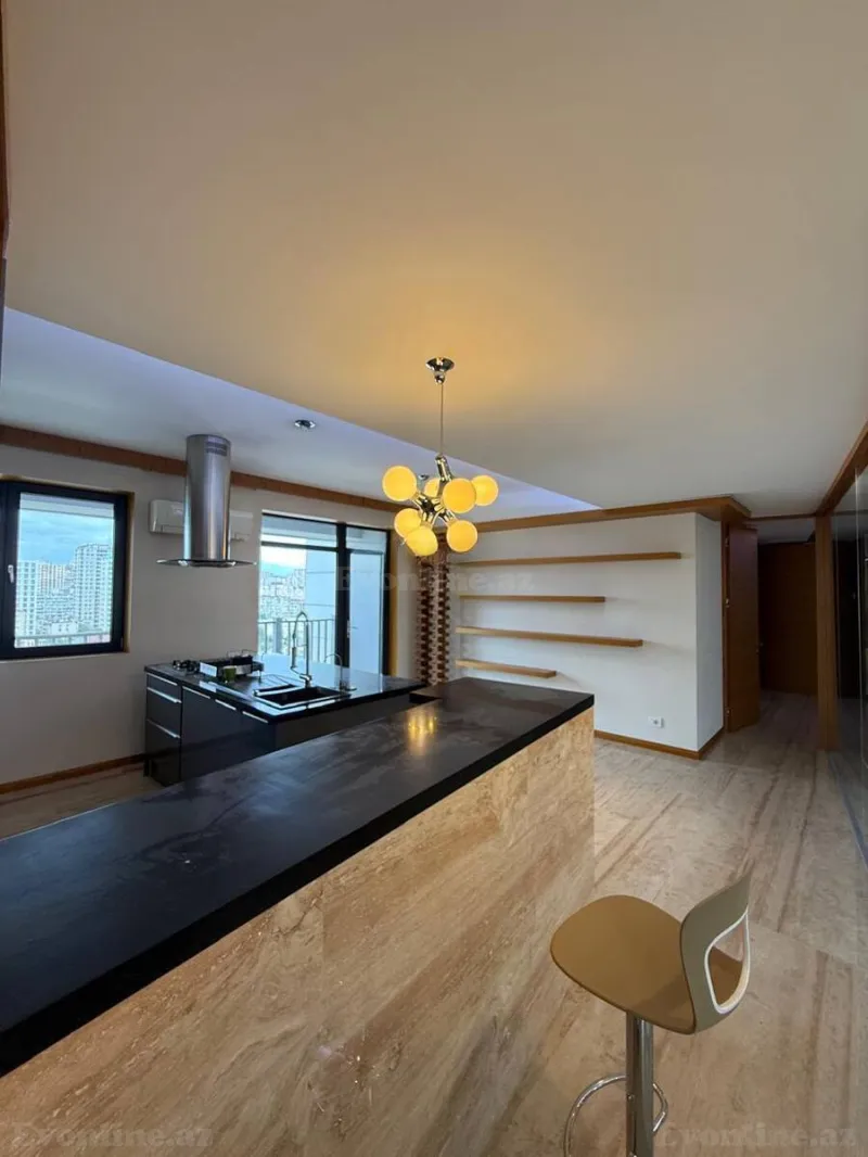 Satılır 4 otaqlı Mənzil Yeni tikili 242 m² İnşaatçılar m. - şəkil 6