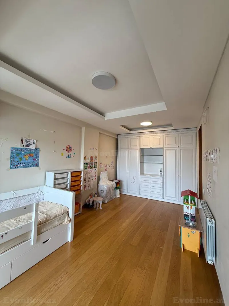 Satılır 4 otaqlı Mənzil Yeni tikili 242 m² İnşaatçılar m. - şəkil 23