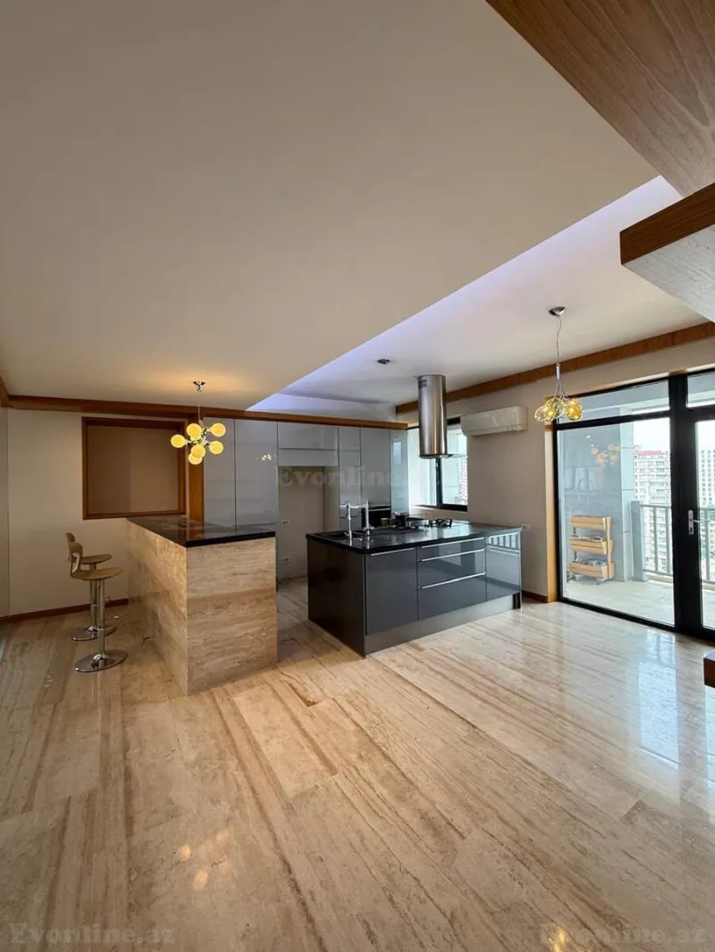 Satılır 4 otaqlı Mənzil Yeni tikili 242 m² İnşaatçılar m. - şəkil 24