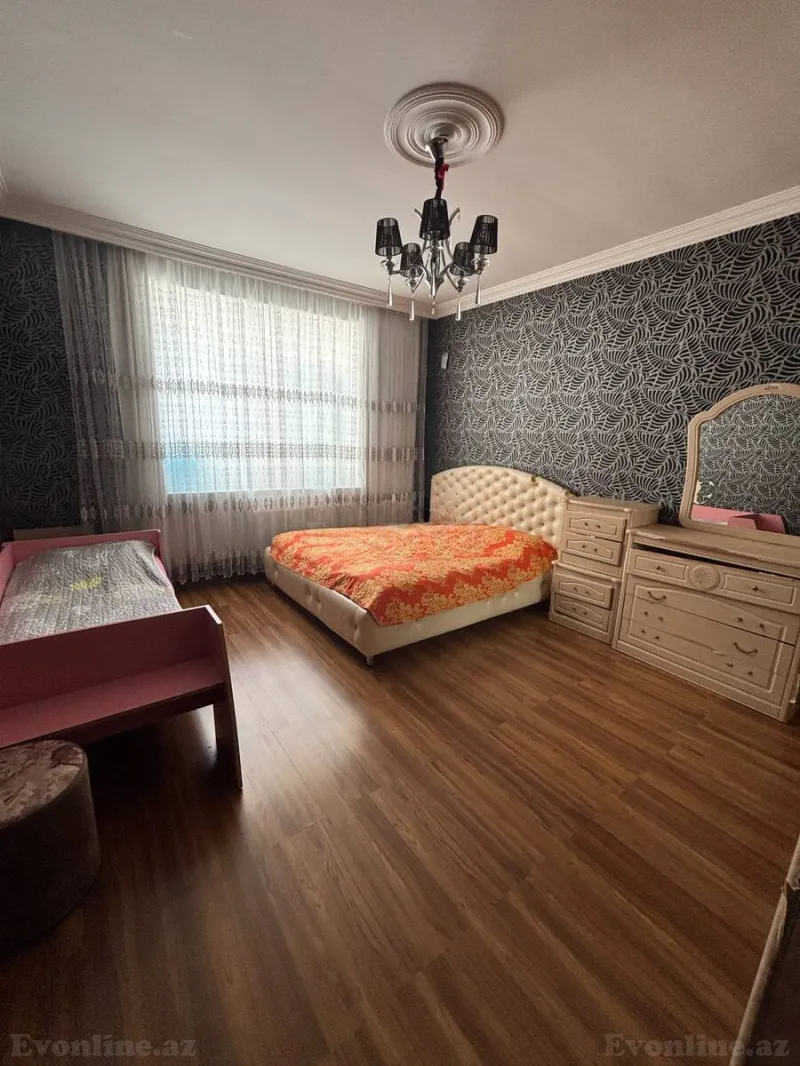 Satılır 3 otaqlı Mənzil Yeni tikili 124 m² İnşaatçılar m. - şəkil 2