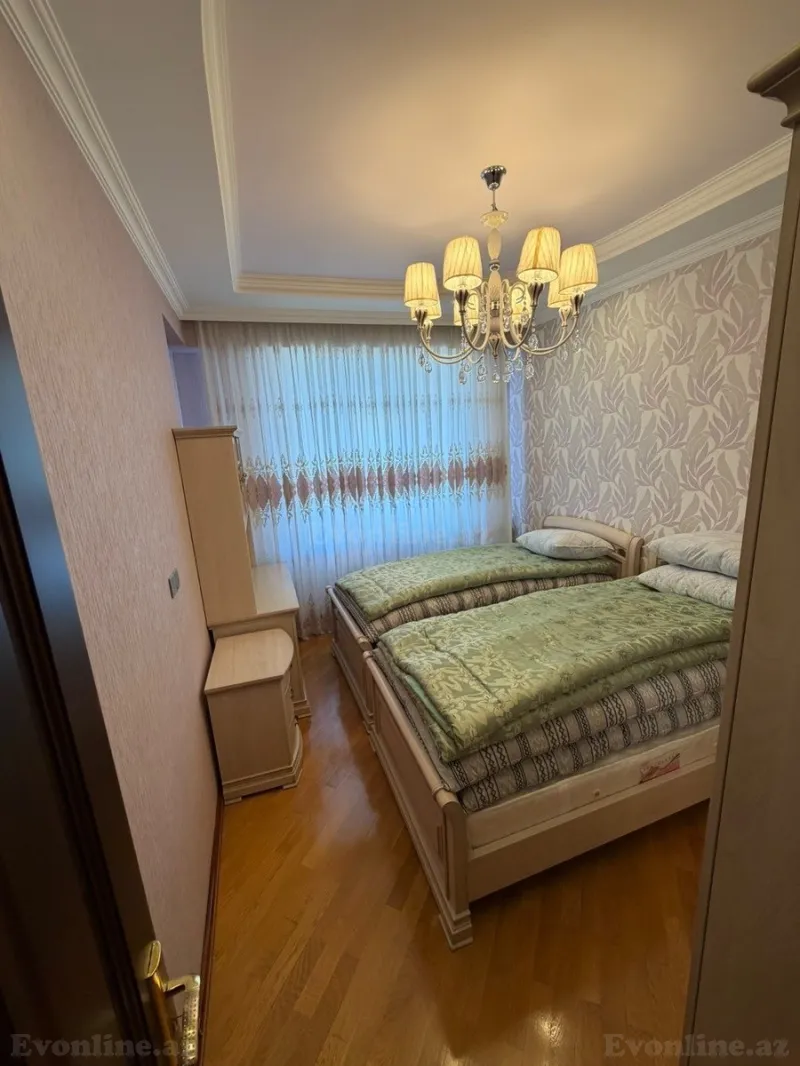 Satılır 3 otaqlı Mənzil Yeni tikili 115 m² Memar Əcəmi m. - şəkil 6