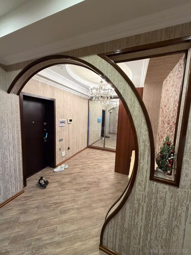 Satılır 3 otaqlı Mənzil Yeni tikili 115 m² Memar Əcəmi m. - şəkil 9