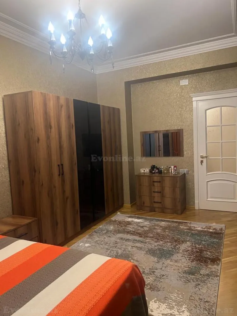 Satılır 4 otaqlı Mənzil Yeni tikili 165 m² Azadlıq prospekti m. - şəkil 18