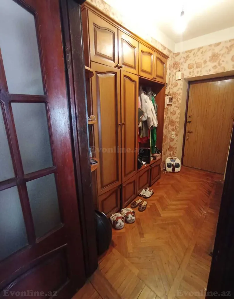 Satılır 2 otaqlı Mənzil Köhnə tikili 55 m² İnşaatçılar m. - şəkil 9
