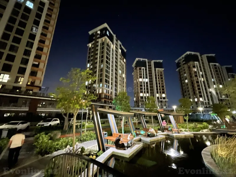 3 otaqlı Mənzil 100 m² Bakmil m. Kirayə verilir