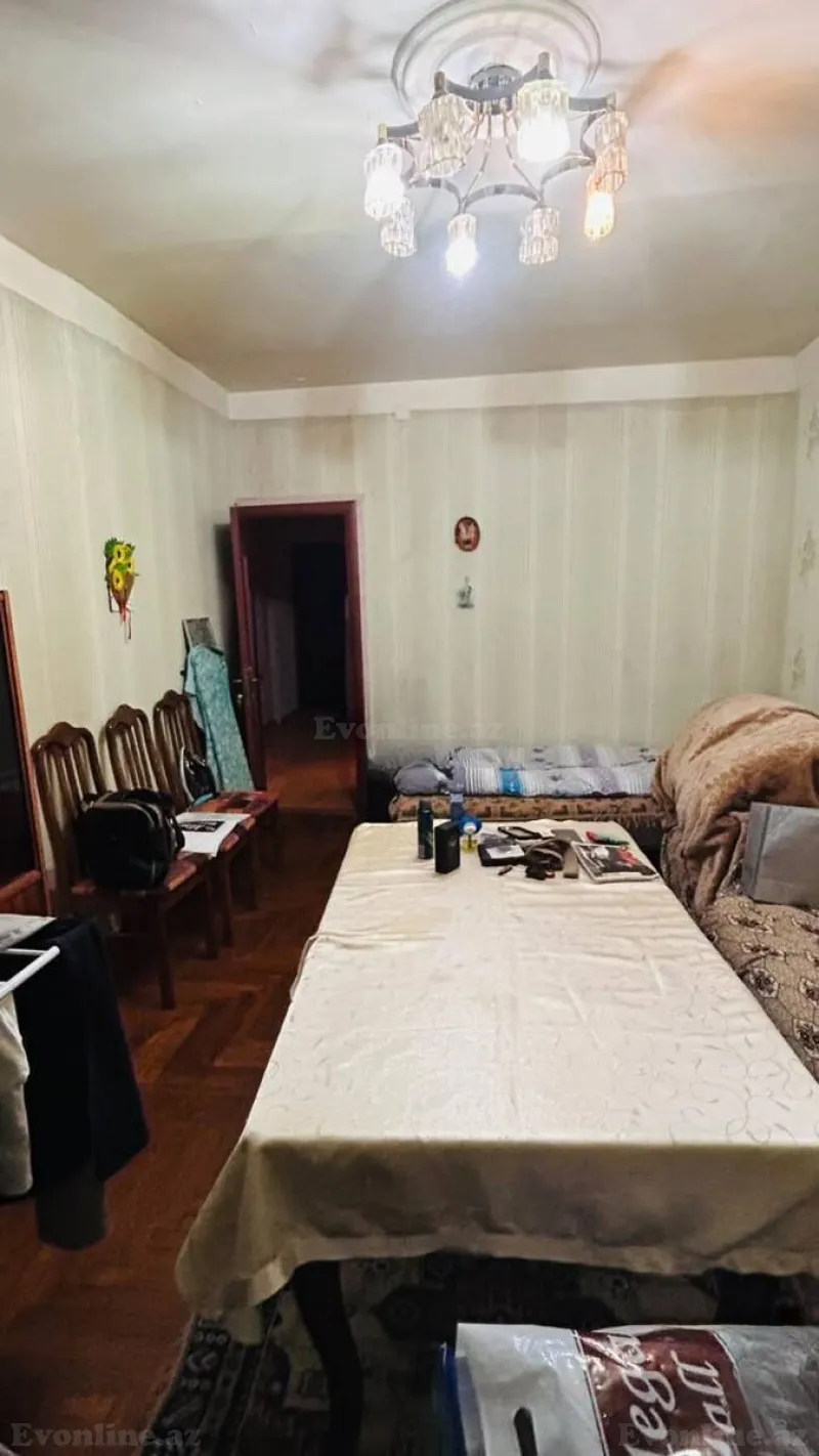 Satılır 2 otaqlı Mənzil Köhnə tikili 67 m² Gənclik m. - şəkil 2