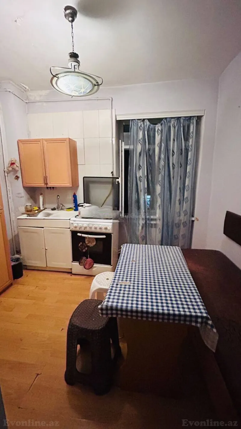 Satılır 2 otaqlı Mənzil Köhnə tikili 67 m² Gənclik m. - şəkil 10
