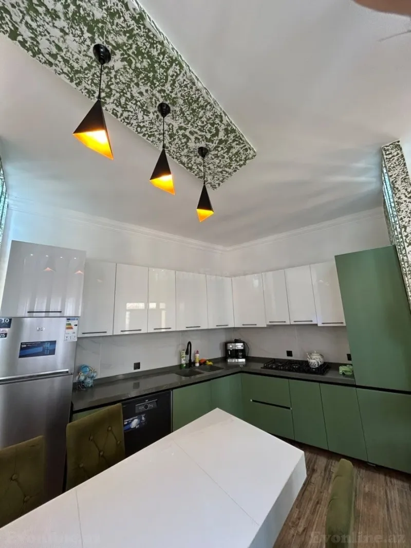 Kirayə verilir 4 otaqlı Həyət evi 200 m² Şüvəlan - şəkil 16