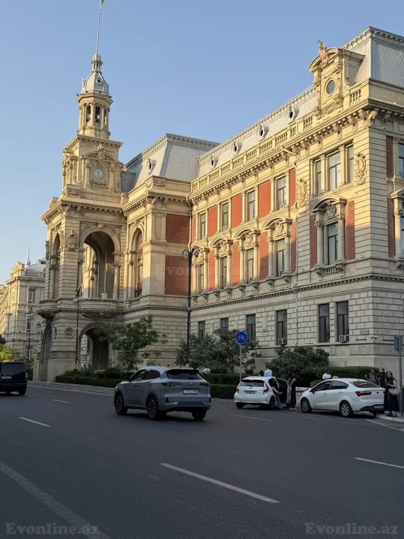 Obyekt 70 m² Səbail r. Kirayə verilir