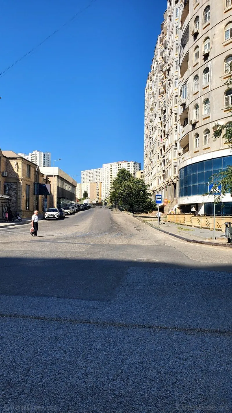 Kirayə verilir Obyekt 210 m² Xətai r. - şəkil 14