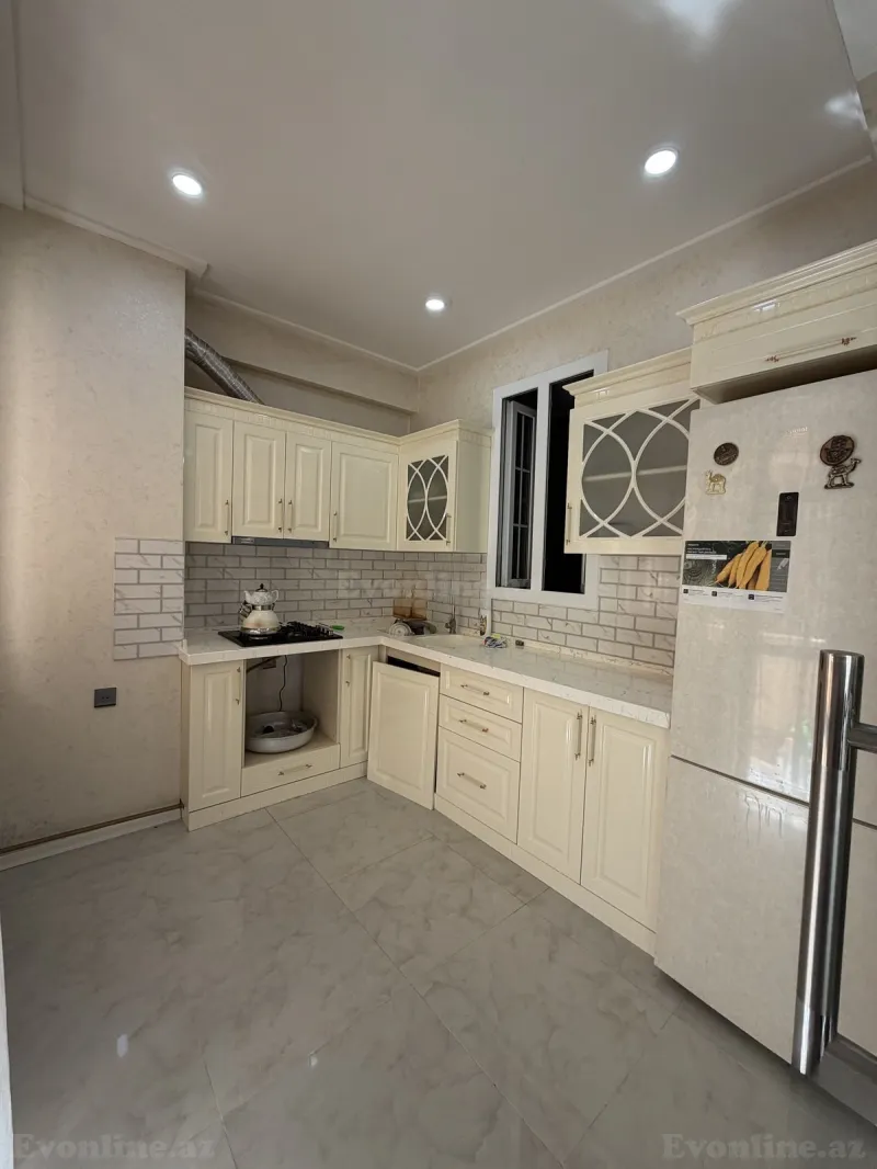 Kirayə verilir 2 otaqlı Mənzil Yeni tikili 75 m² Əhmədli m. - şəkil 12