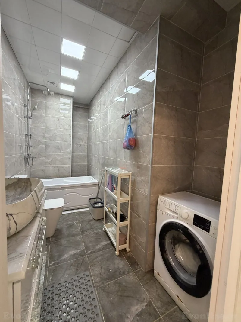 Kirayə verilir 2 otaqlı Mənzil Yeni tikili 75 m² Əhmədli m. - şəkil 15