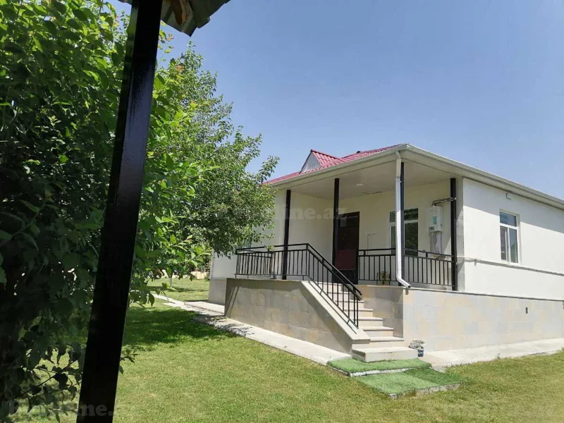 Kirayə verilir 2 otaqlı Həyət evi 85 m² Qəbələ