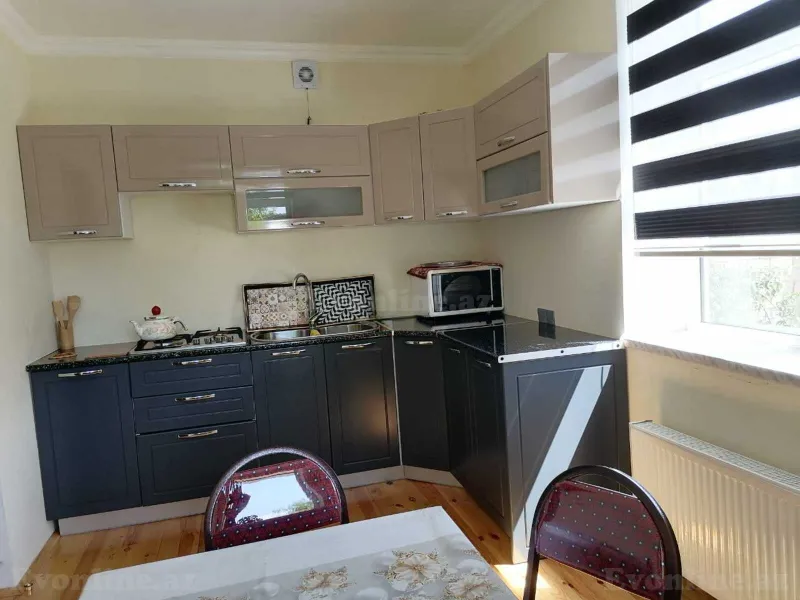 Kirayə verilir 2 otaqlı Həyət evi 85 m² Qəbələ - şəkil 10
