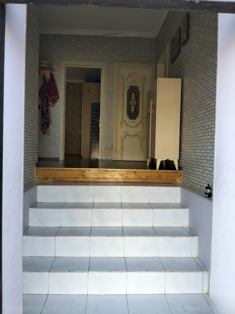 Satılır 4 otaqlı Həyət evi 100 m² Xocəsən m. - şəkil 2