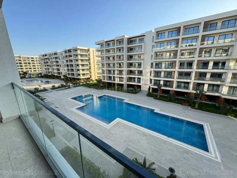 3 otaqlı Mənzil 159 m² Sea Breeze Kirayə verilir