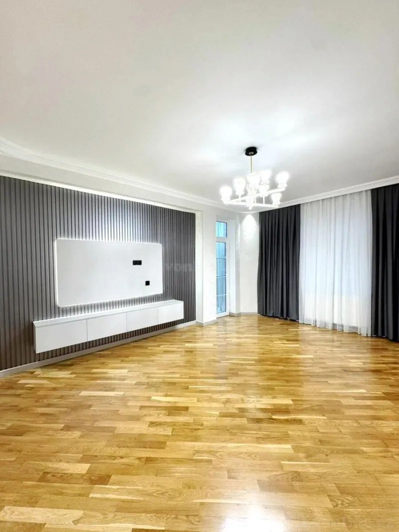 3 otaqlı Mənzil 95 m² Həzi Aslanov m. Satılır