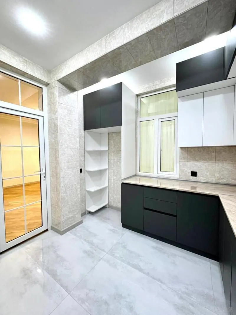 Satılır 3 otaqlı Mənzil Yeni tikili 95 m² Həzi Aslanov m. - şəkil 3