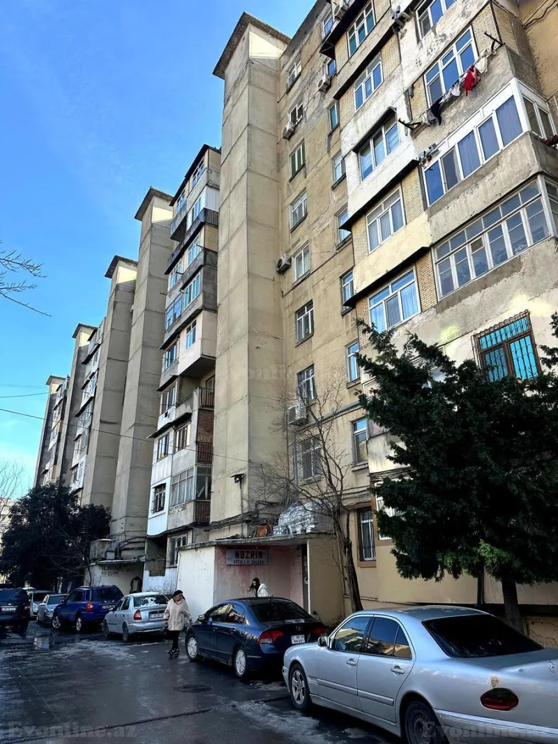 Satılır 2 otaqlı Mənzil Köhnə tikili 60 m² Əhmədli m. - şəkil 2