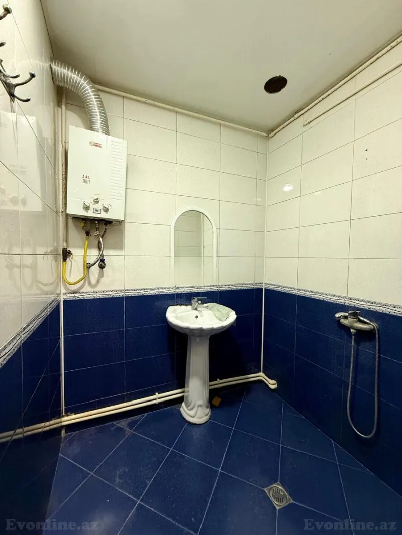 Satılır 2 otaqlı Mənzil Köhnə tikili 60 m² Əhmədli m. - şəkil 9