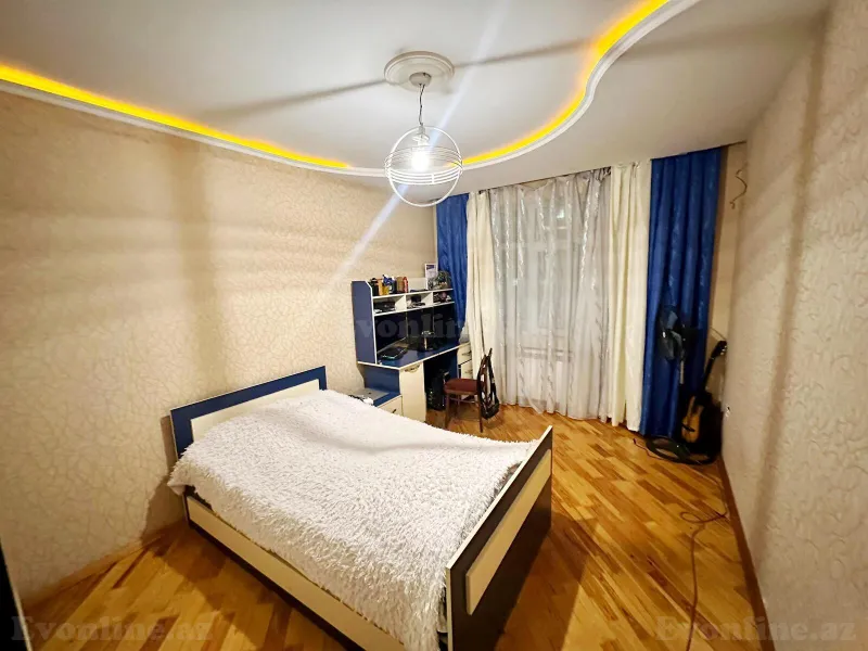 Satılır 4 otaqlı Mənzil Köhnə tikili 120 m² Həzi Aslanov m. - şəkil 4