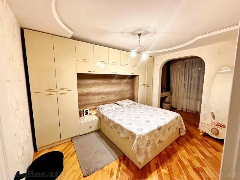 Satılır 4 otaqlı Mənzil Köhnə tikili 120 m² Həzi Aslanov m. - şəkil 6