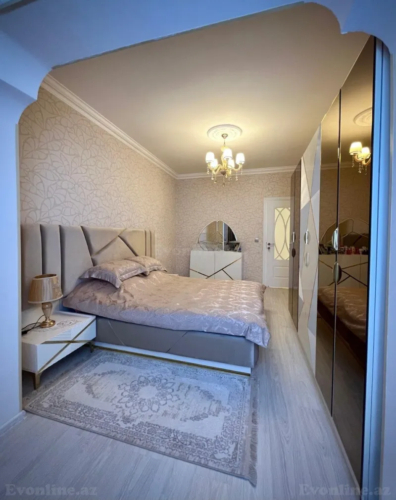 Satılır 2 otaqlı Mənzil Köhnə tikili 74 m² Memar Əcəmi m. - şəkil 4