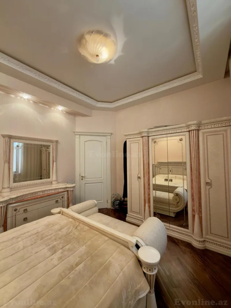 Satılır 3 otaqlı Mənzil Yeni tikili 125 m² Səbail r. - şəkil 6