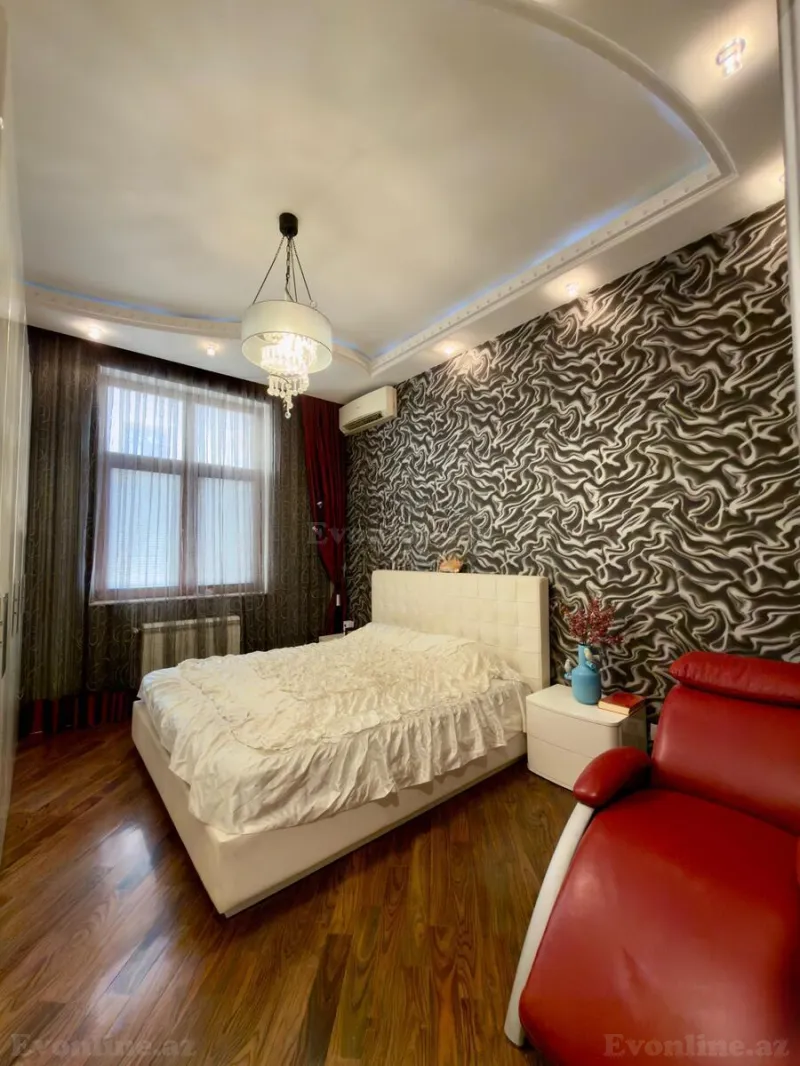 Satılır 3 otaqlı Mənzil Yeni tikili 125 m² Səbail r. - şəkil 10
