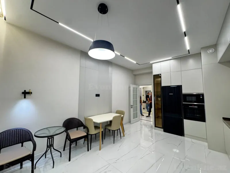 Kirayə verilir 2 otaqlı Mənzil Yeni tikili 100 m² Xətai r. - şəkil 10