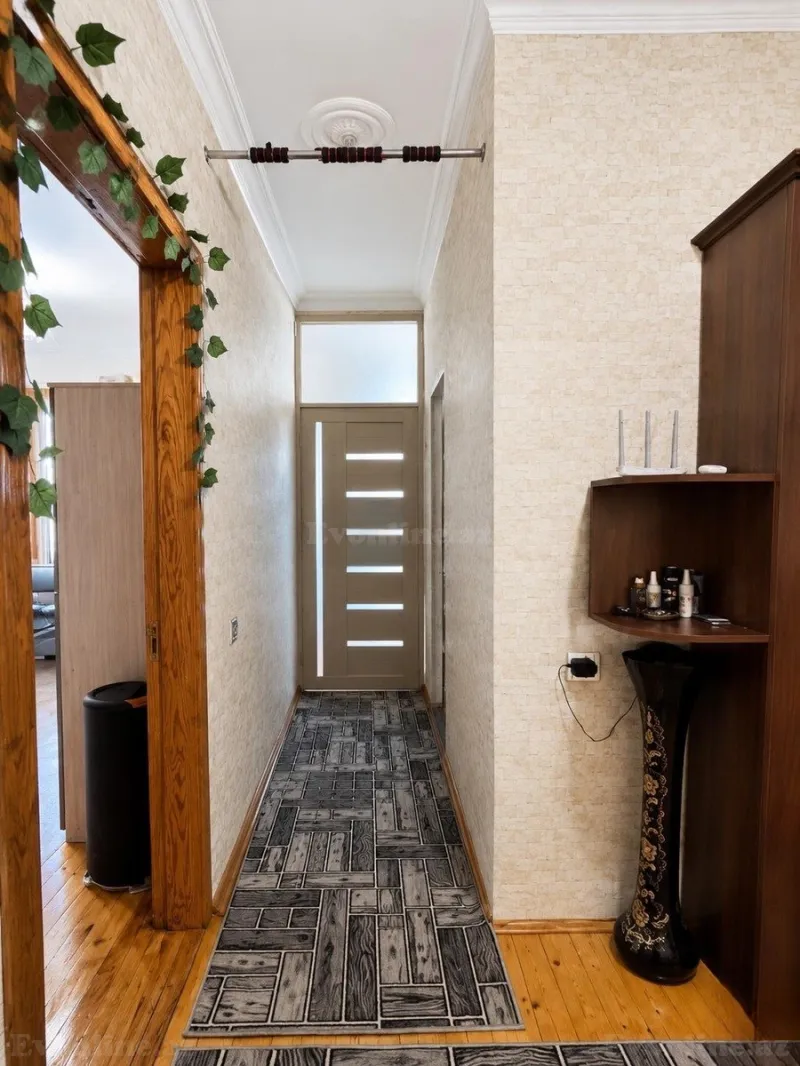 Satılır 2 otaqlı Mənzil Köhnə tikili 55 m² Yeni Günəşli - şəkil 6