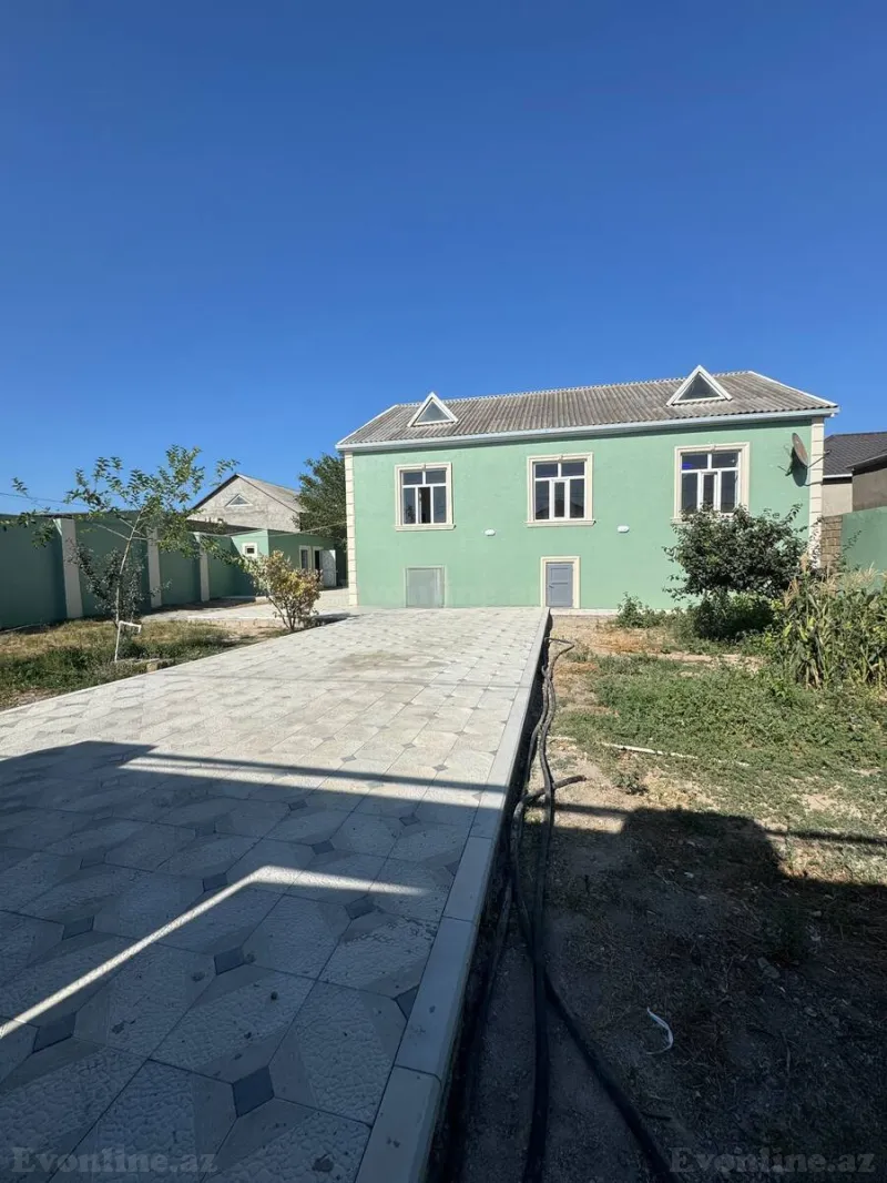 4 otaqlı Həyət evi 150 m² Binə Satılır