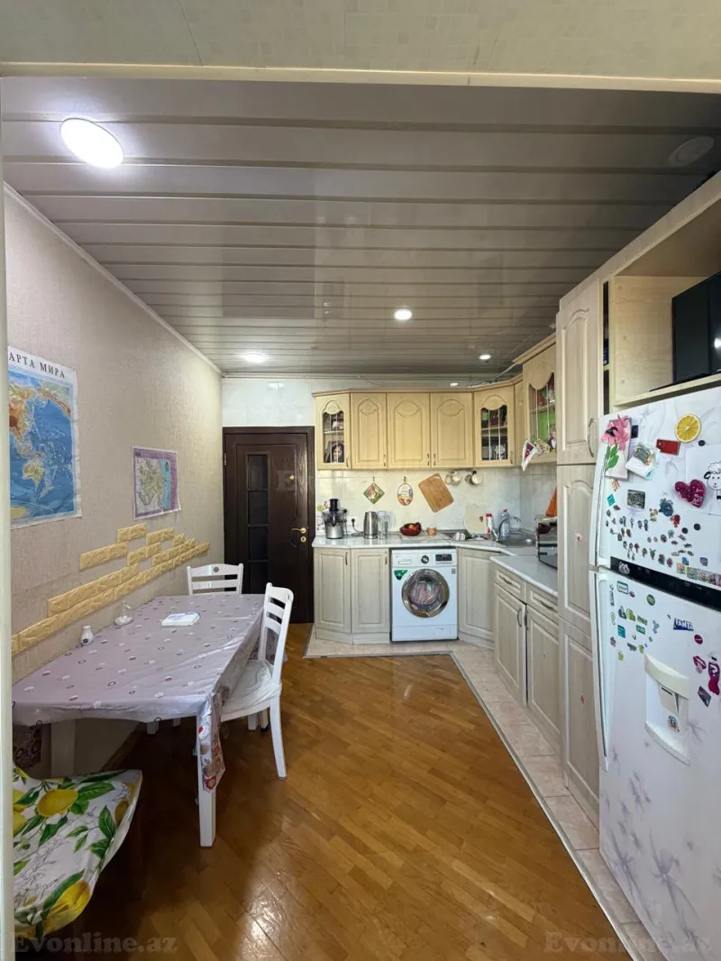 Satılır 2 otaqlı Mənzil Köhnə tikili 65 m² Yeni Yasamal - şəkil 6