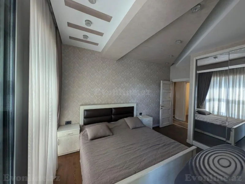Kirayə verilir 4 otaqlı Mənzil Yeni tikili 130 m² Gənclik m. - şəkil 7