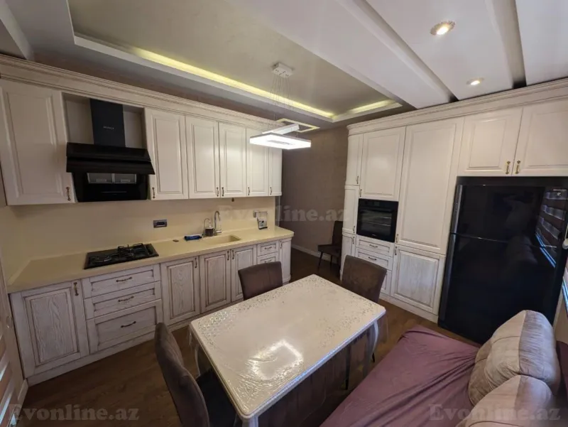 Kirayə verilir 4 otaqlı Mənzil Yeni tikili 130 m² Gənclik m. - şəkil 14